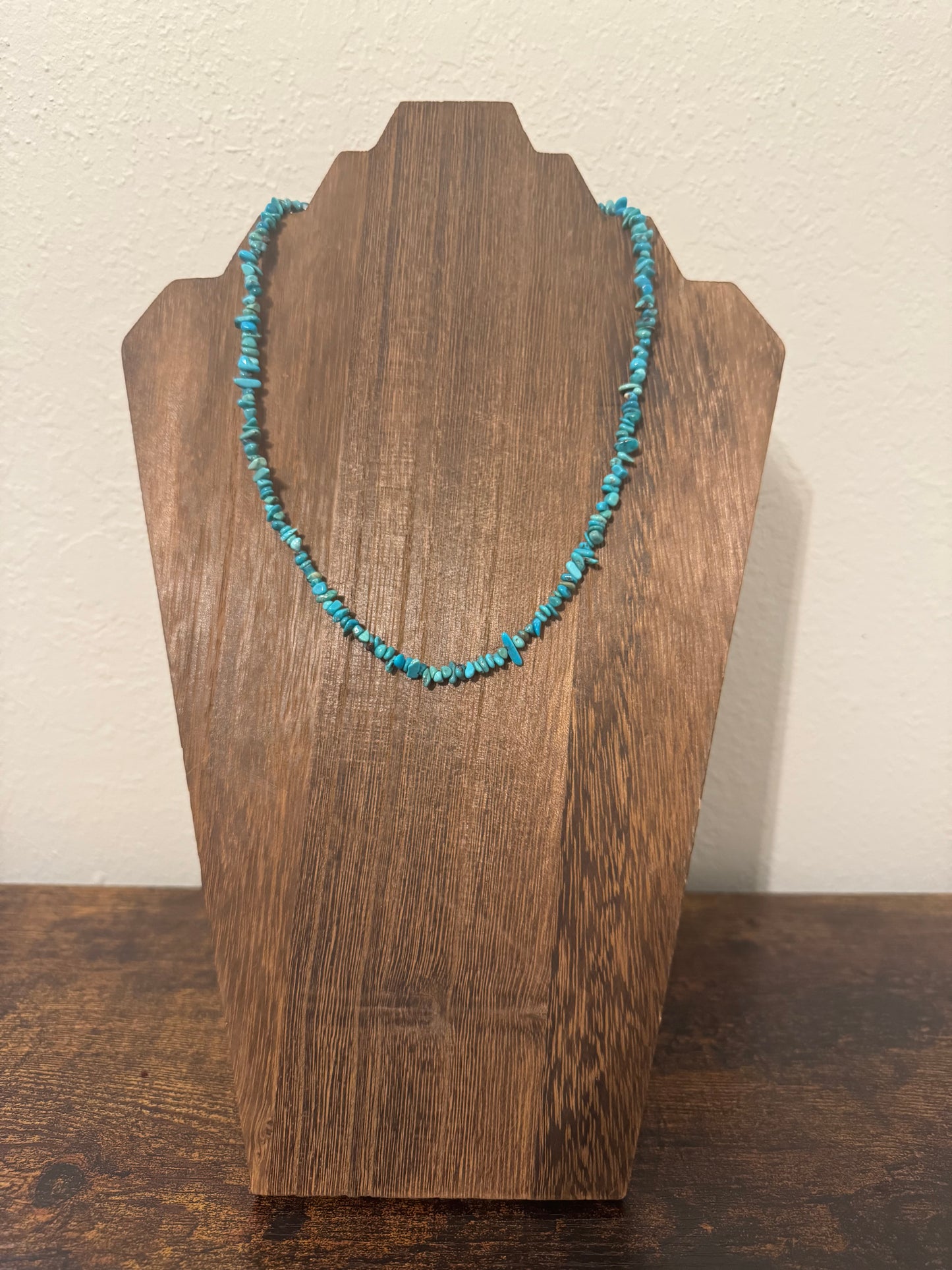 18” Turquoise Chip Necklace
